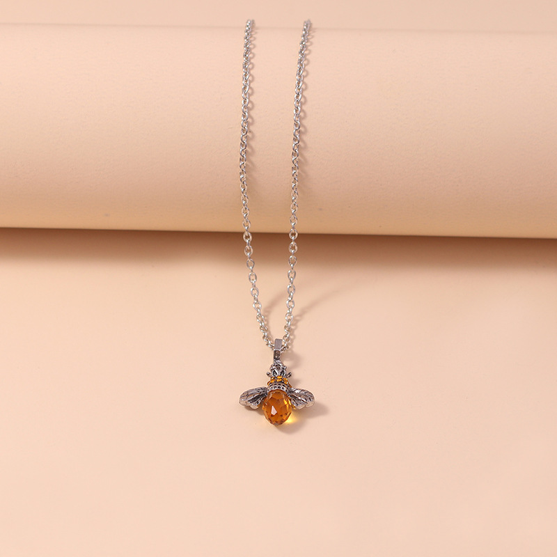 Gyllene Bi Spirit Halsband