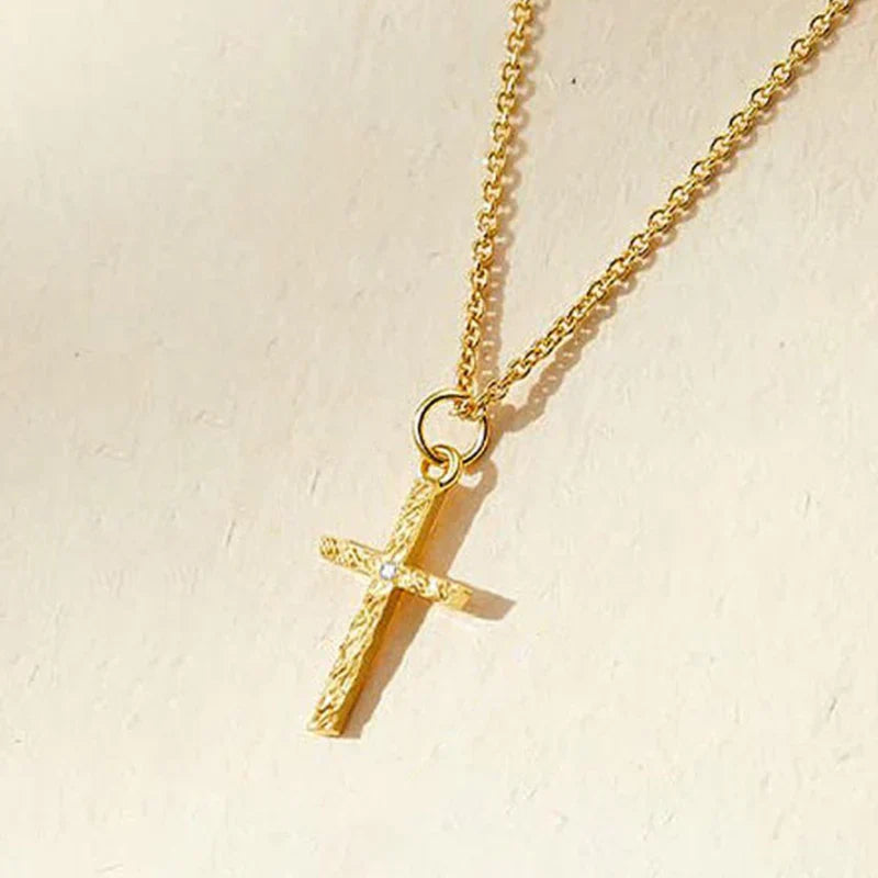 halsbandset med kors och initial | Guld