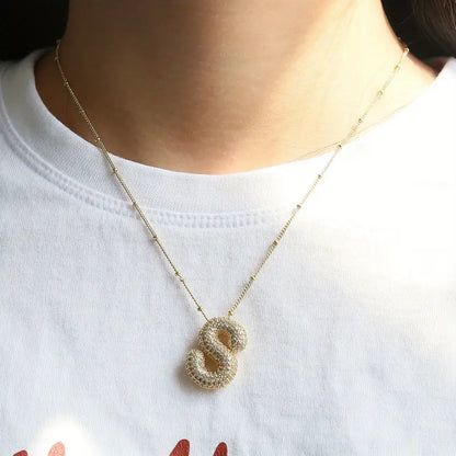 halsbandset med bubbelbokstav och initial | Guld