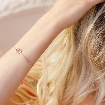 Infinity-armband med kärleksknut | Guld