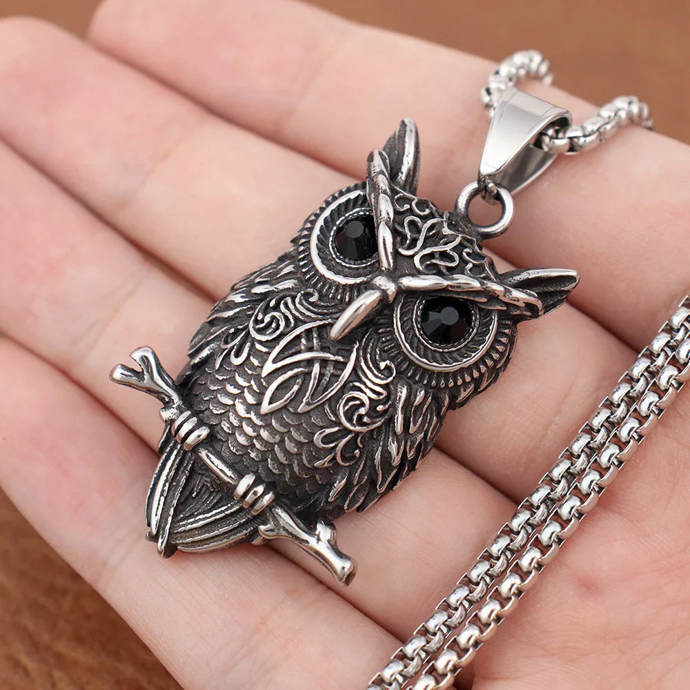 Celtic Uggla Wisdom Hänge Halsband