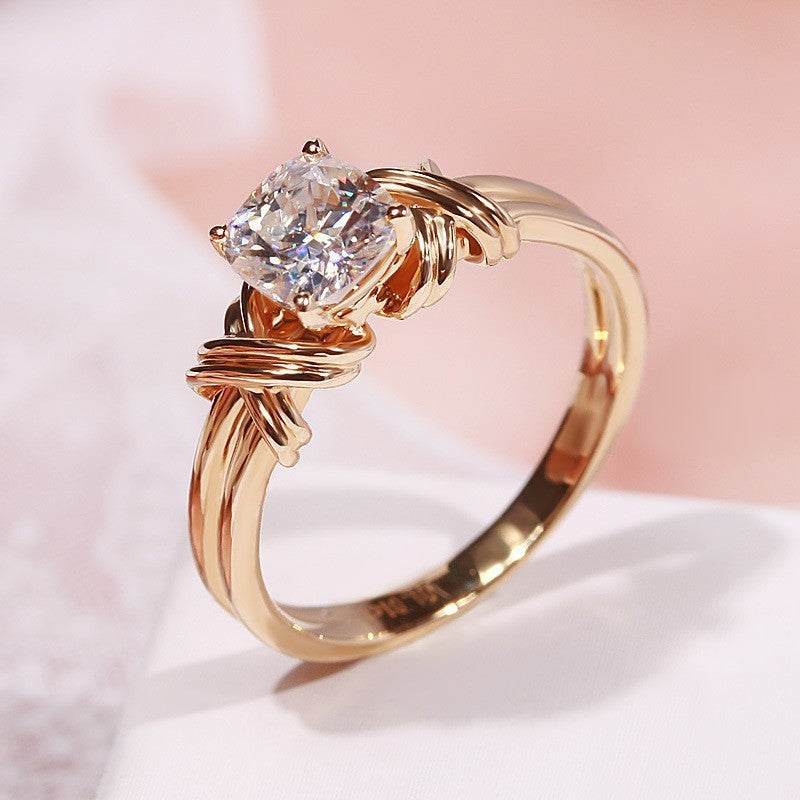 Knuten Band Statement Ring | Guld