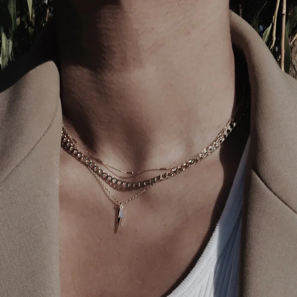 Flat Link Curb kedjehalsband | Guld