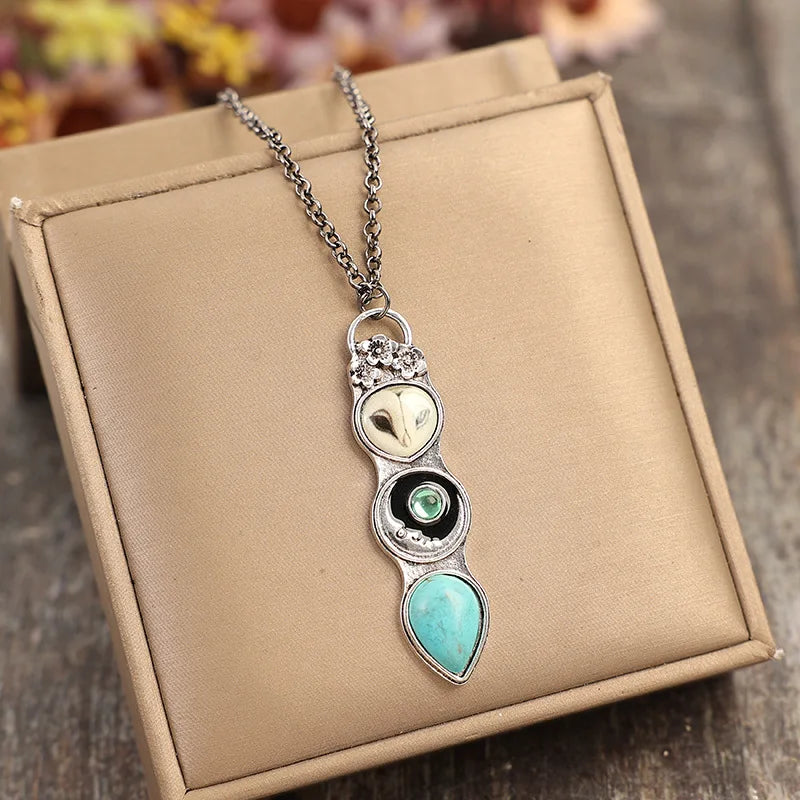 Turquoise Uggla Wisdom Bar Halsband