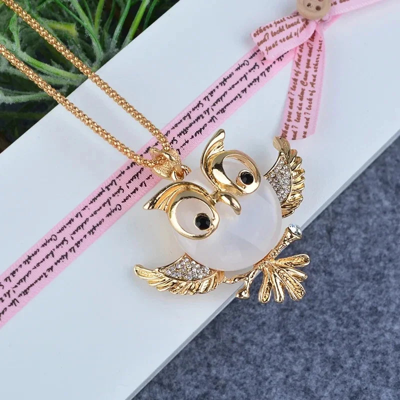Opal Uggla Wisdom Hänge Halsband