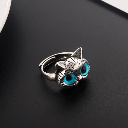 Blue Eyed Katt Ring Playful Vintage Silver Animal Ring For Katt Lovers