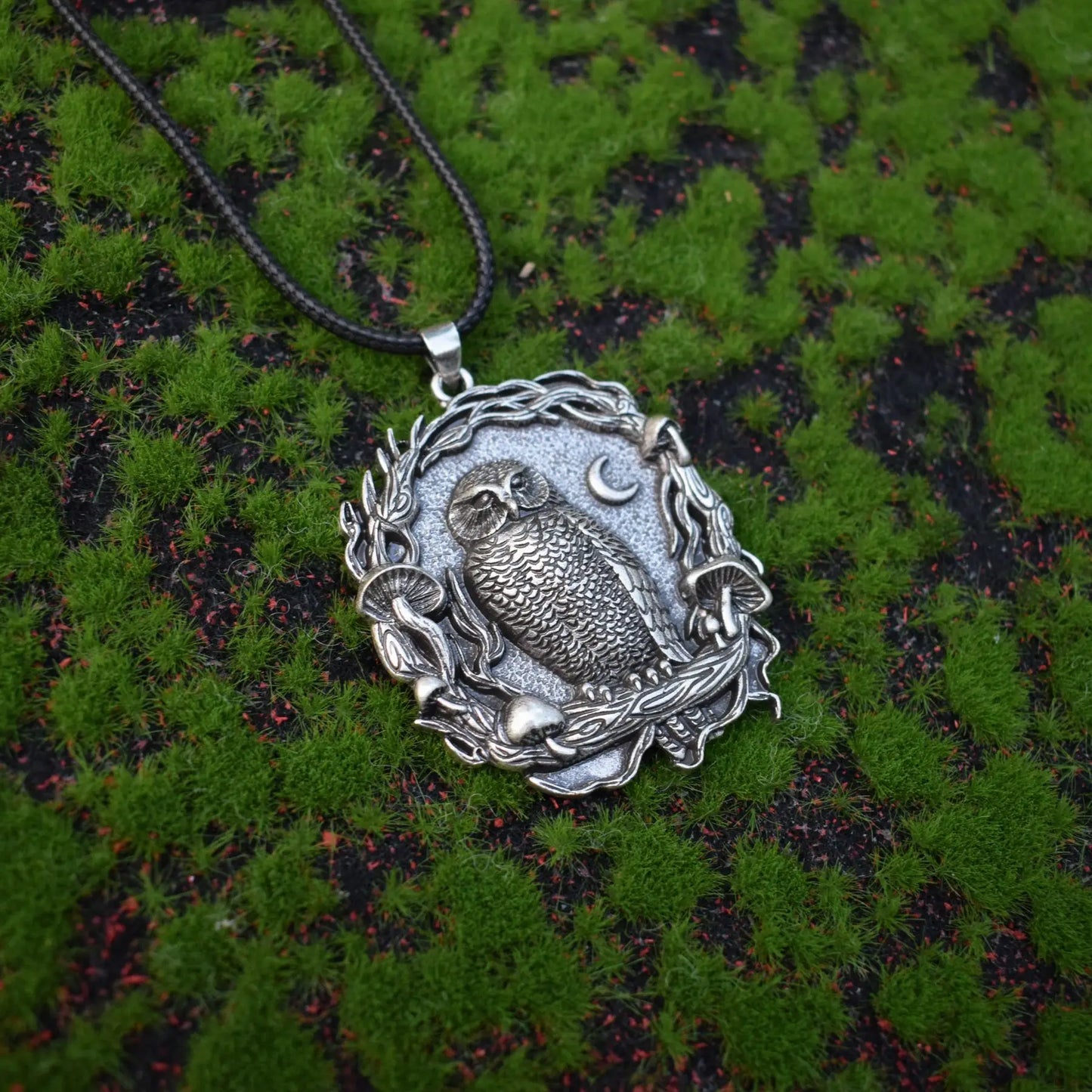 Mystical Uggla Måne Mushroom Hänge Halsband