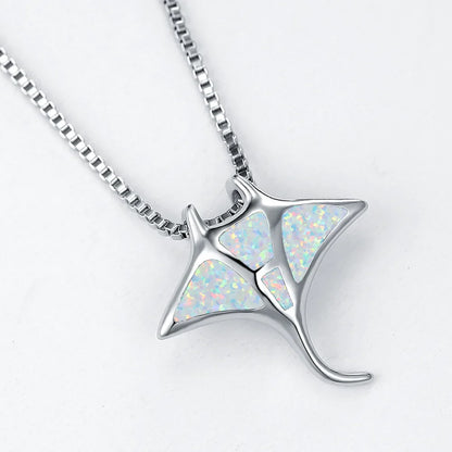 Manta Ray Blue Opal Ocean Halsband
