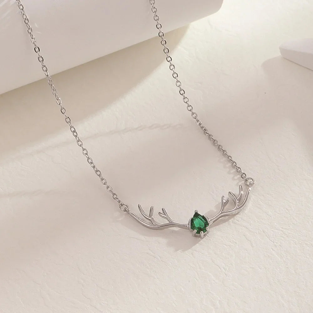 Deer Antler Hjärta Berlock Halsband