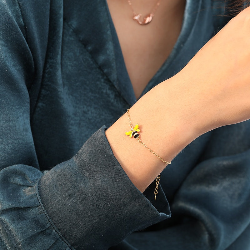 Queen Bi Armband