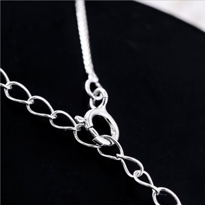 Crescent And Katt Elegant Katt Halsband