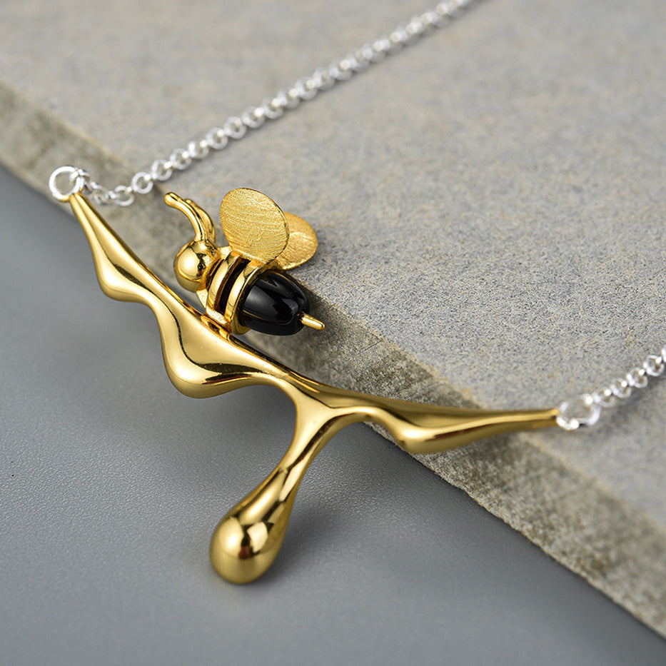 Dripping Honung Bi Halsband