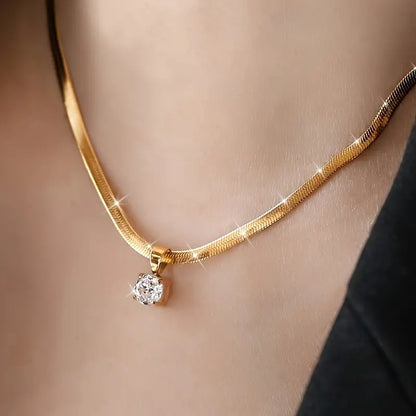 Elegant Rhinestone halsband med hänge | Guld