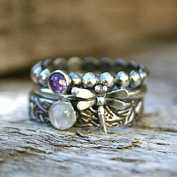 Vintage Trollslända Purple Zirconia Ring