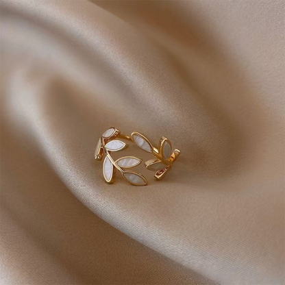 Neraya Delikat Blad Öppen Ring | Guld