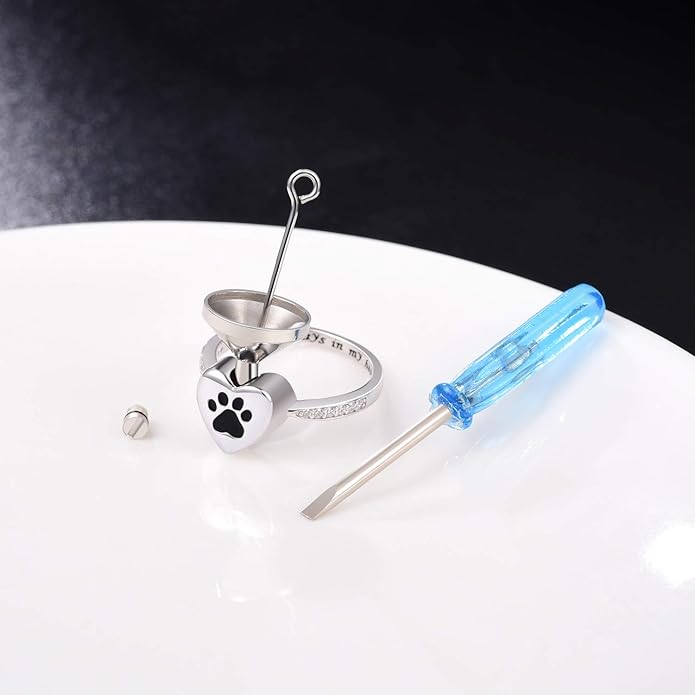 Love Hjärta Tass Print Urn Ring Pet Memorial Cremation Jewelry